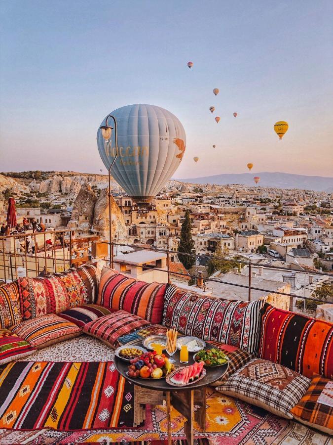 Charming Cave Hotel Goreme Exterior foto