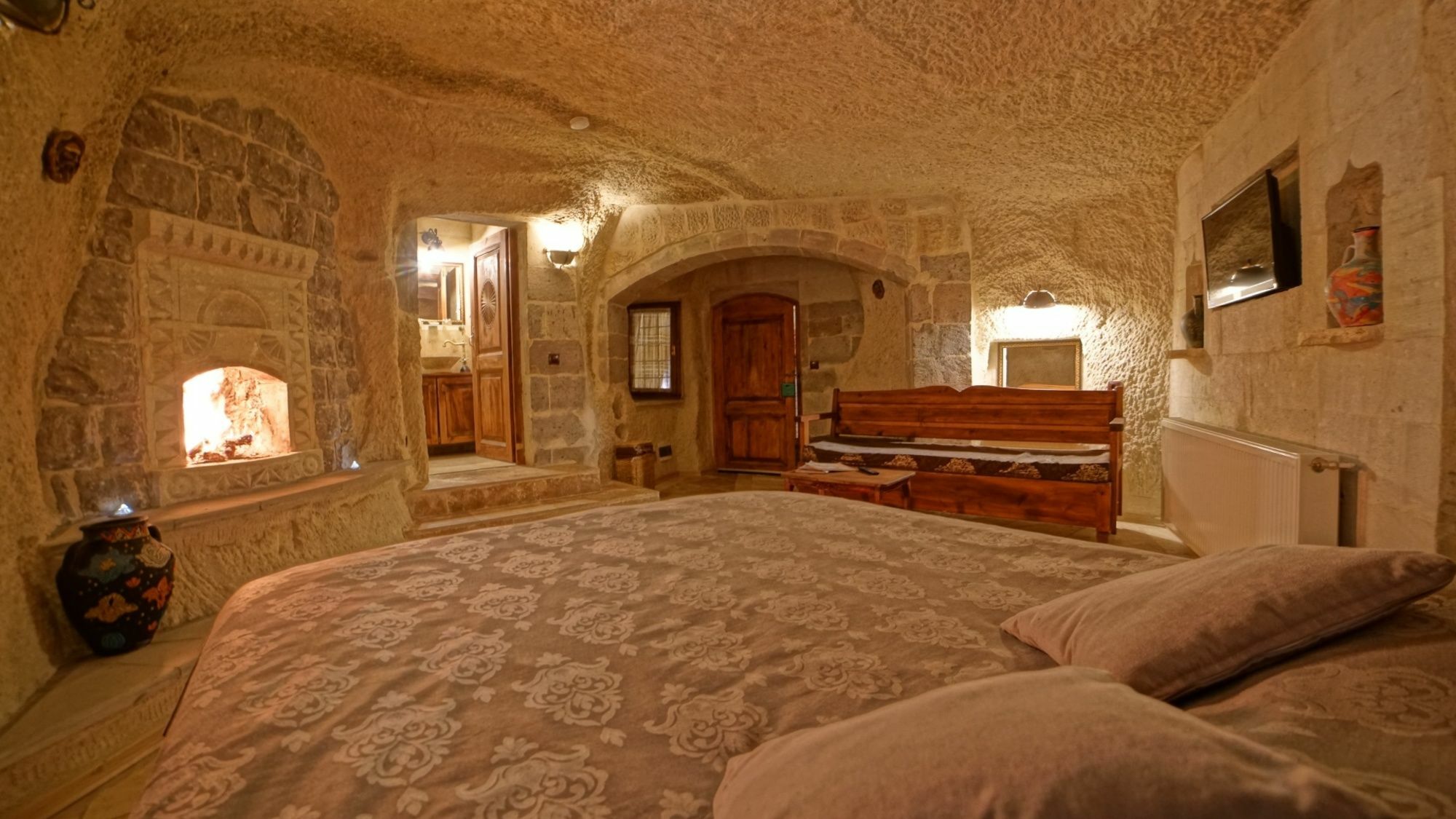 Charming Cave Hotel Goreme Exterior foto